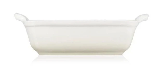 Le Creuset Heritage Deep Rectangular Dish 26cm Meringue - Image 3